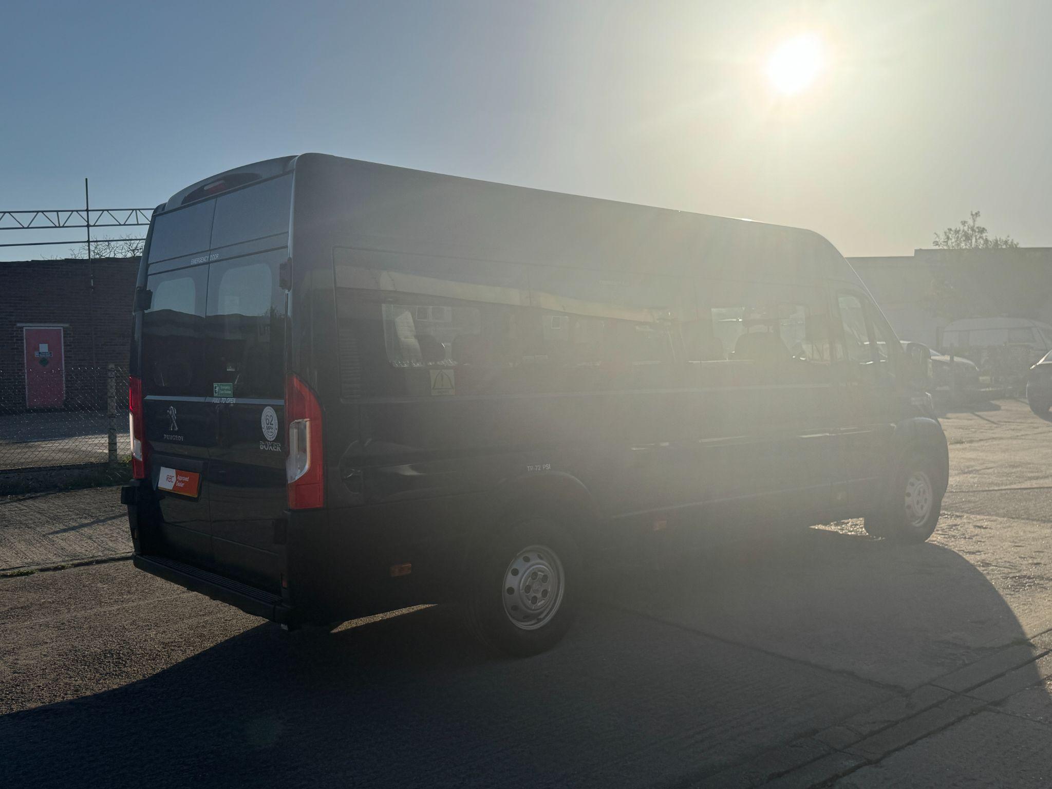 Peugeot Boxer image 6